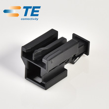 TE/AMP Connector 1-1355470-5