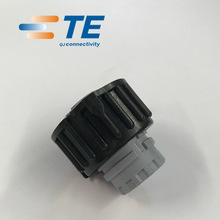 TE/AMP Connector 1-1813099-3