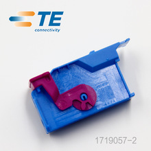TE/AMP Connector 1393450-5