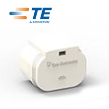 TE/AMP Connector 1587733-1
