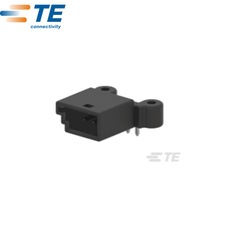 TE/AMP Connector 185226-1