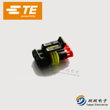 TE / AMP Connector 2-1670901-1