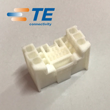 TE/AMP Connector 2005327-1