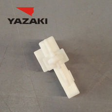 YAZAKI कनेक्टर 7282-6165